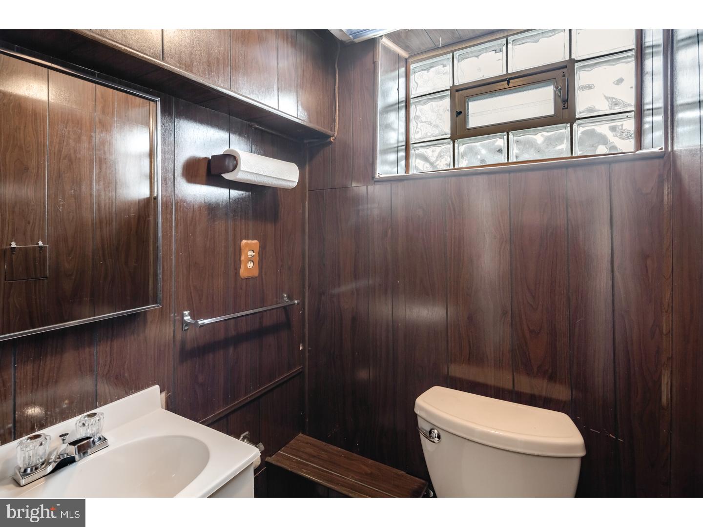12033 Tyrone Road Philadelphia, PA 19154 - Photo 22 of 23