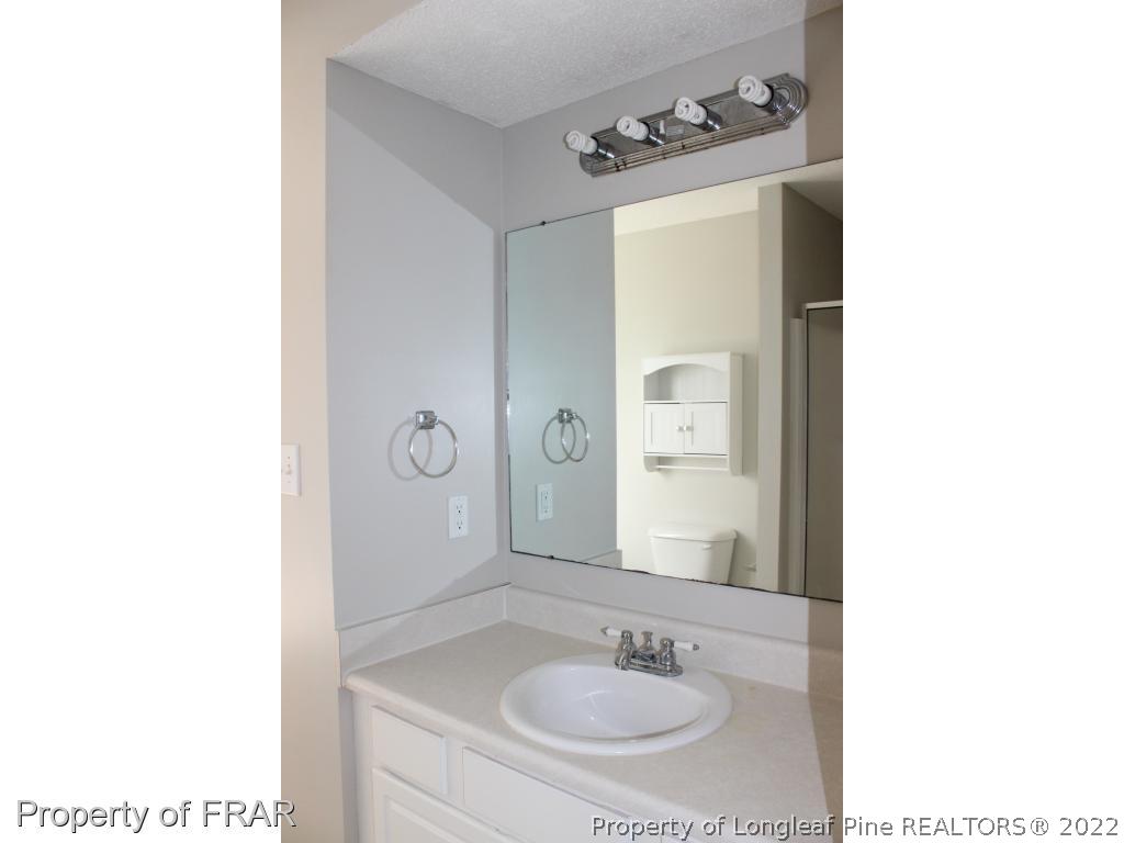717 Bramblegate Road Hope Mills, NC 28348 - Photo 15 of 26 Gallery Image 15