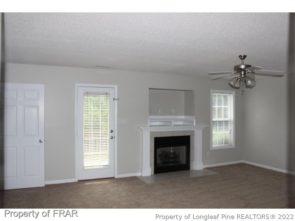 717 Bramblegate Road Hope Mills, NC 28348 - Photo 4 of 26 Gallery Image 4