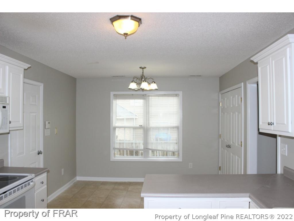 717 Bramblegate Road Hope Mills, NC 28348 - Photo 8 of 26 Gallery Image 8