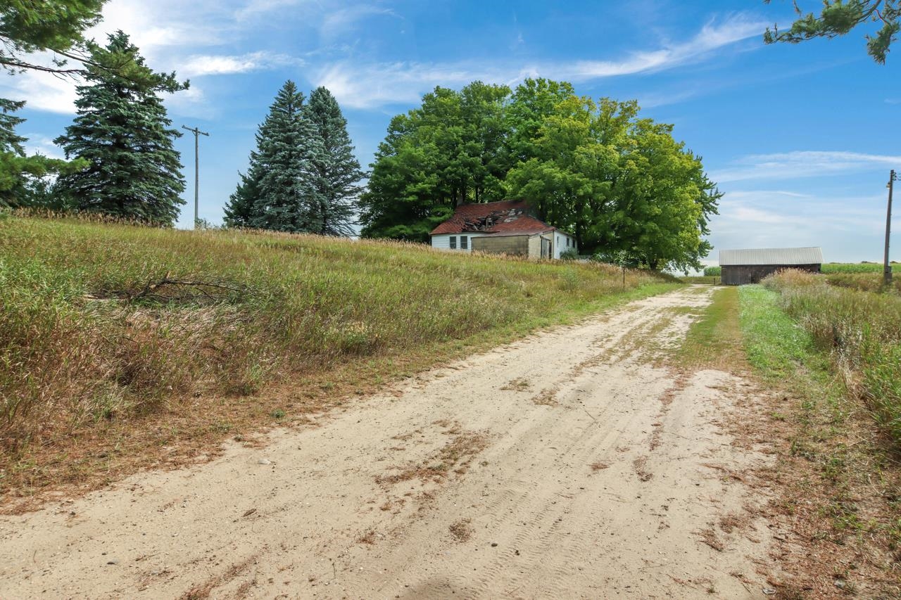 8280 Kingsley Road Kingsley, MI 49649 - Photo 13 of 21