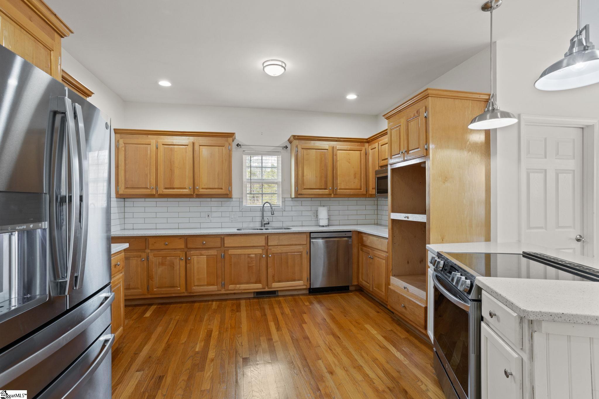 401 Woodson Road Piedmont, SC 29673 - Photo 9 of 46