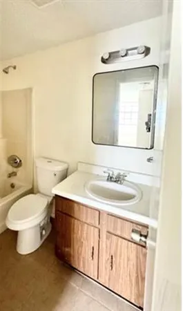 $875 | 451 Central Avenue, Unit A3, Reserve, LA 70084