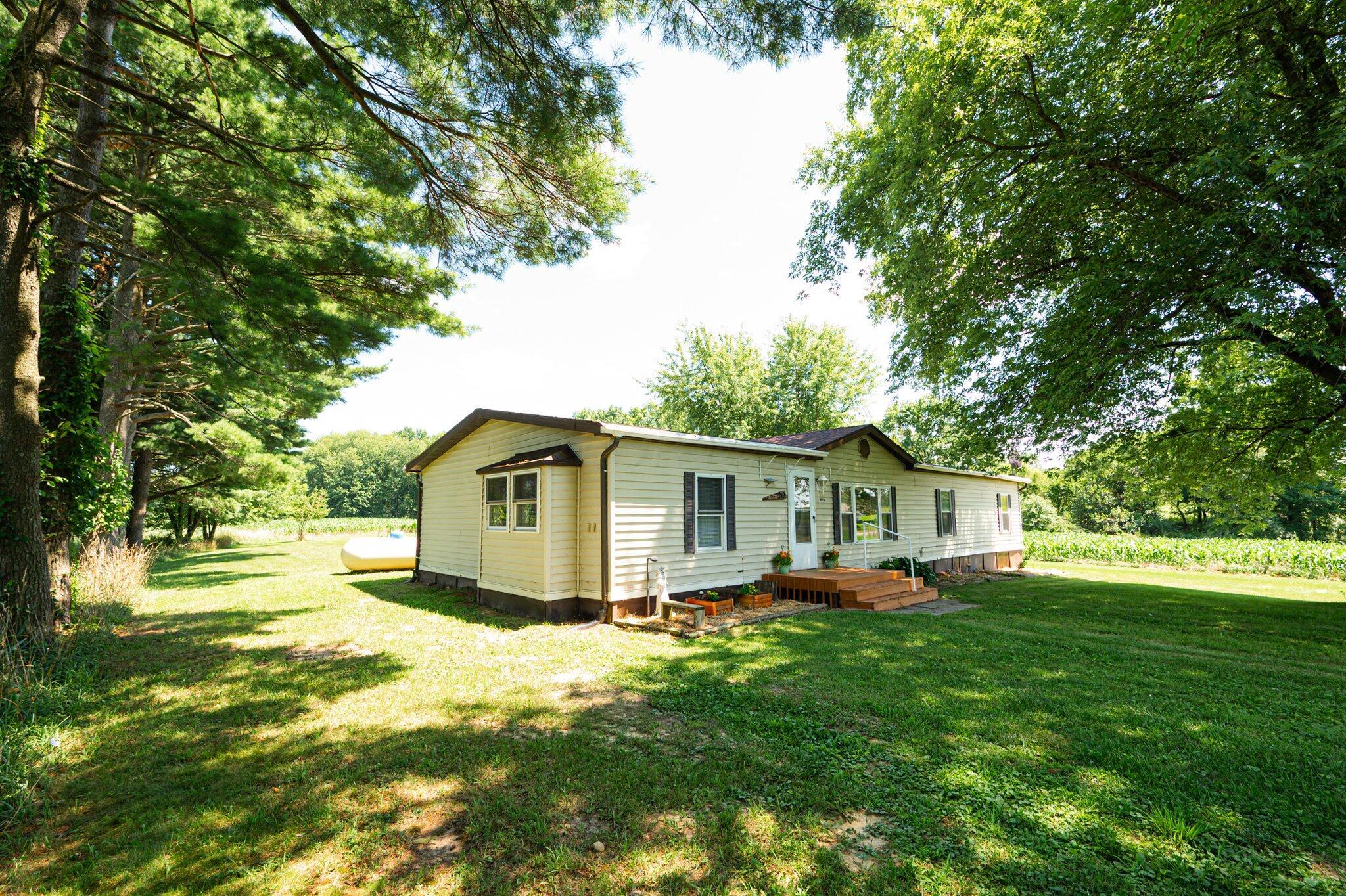 10662 Tarlton Road St. Louisville, OH 43071 - Photo 32 of 61 29-web-or-mls-10662 Tarlton Rd-29
