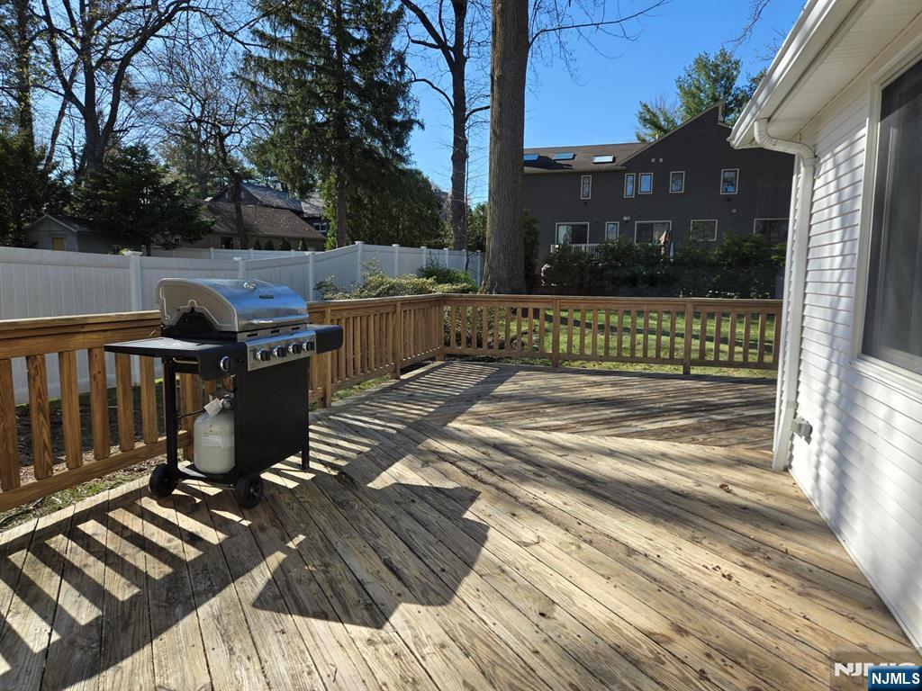 20 Buff Road Tenafly, NJ 07670 - Photo 24 of 25