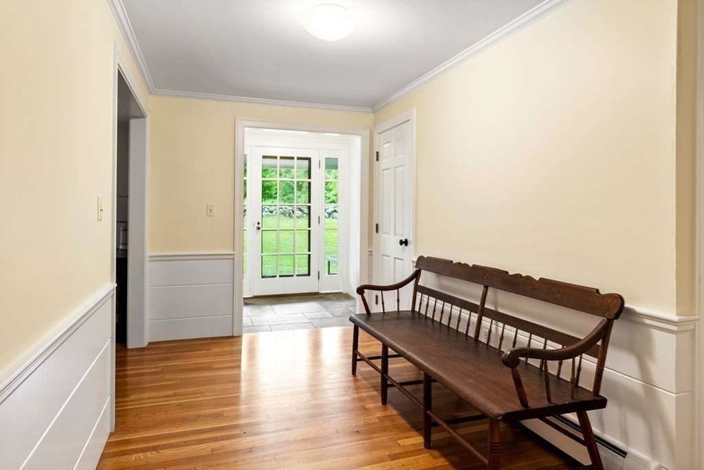 9 Wheeler Road Lincoln, MA 01773 - Photo 14 of 34