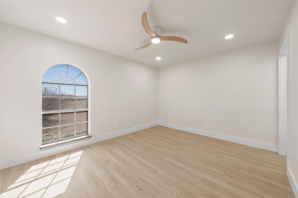 3270 Spring Valley Road Lorena, TX 76655 - Photo 14 of 20