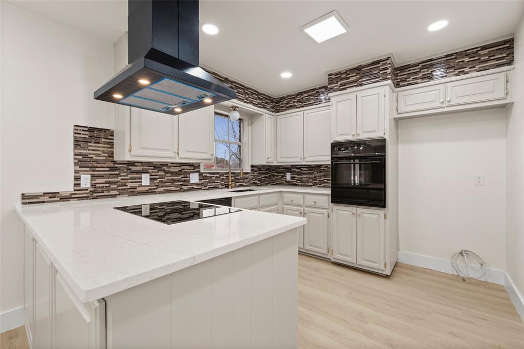 3270 Spring Valley Road Lorena, TX 76655 - Photo 2 of 20