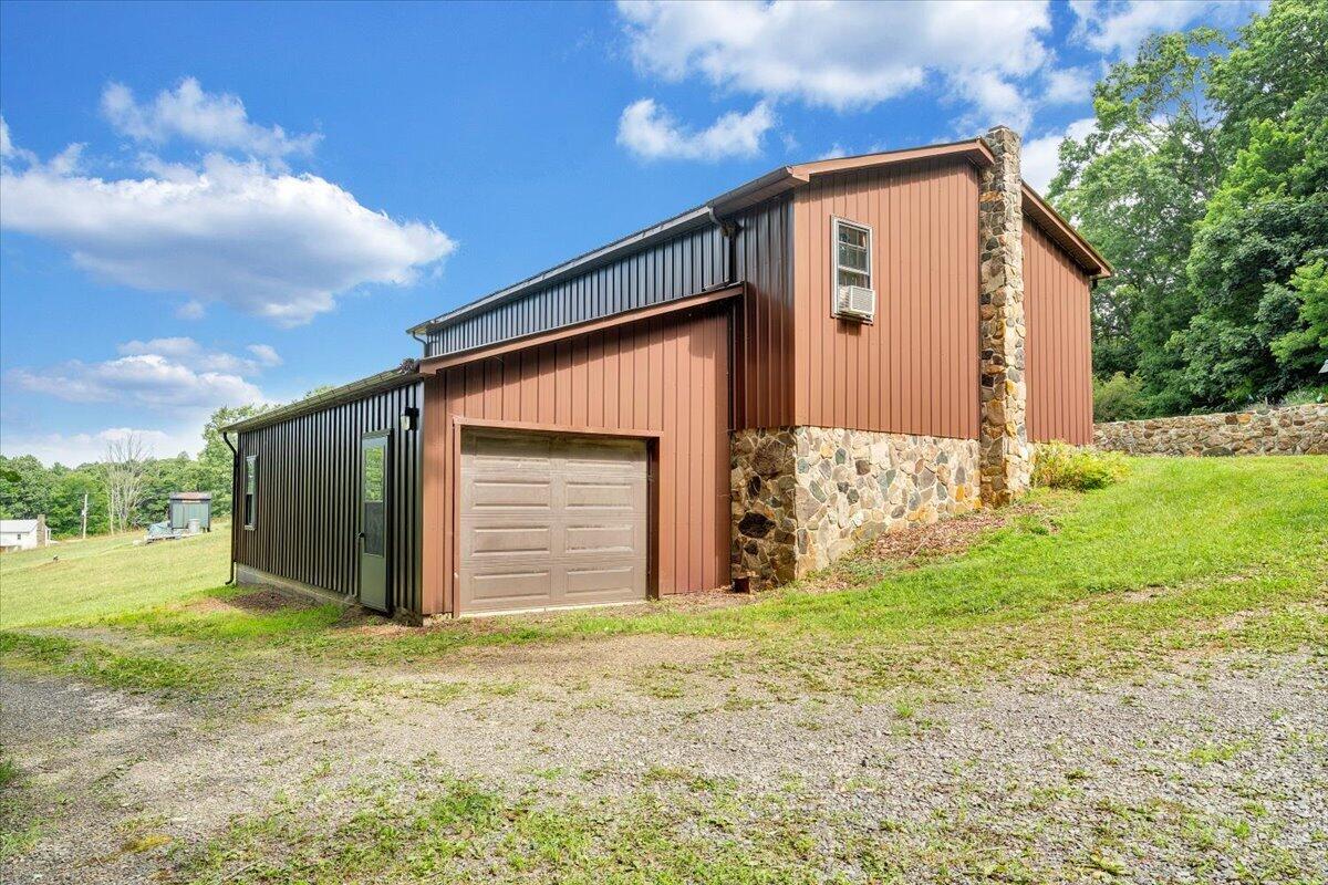 2275 Union School Road Southwest Willis, VA 24380 - Photo 56 of 86 54-MIB00335