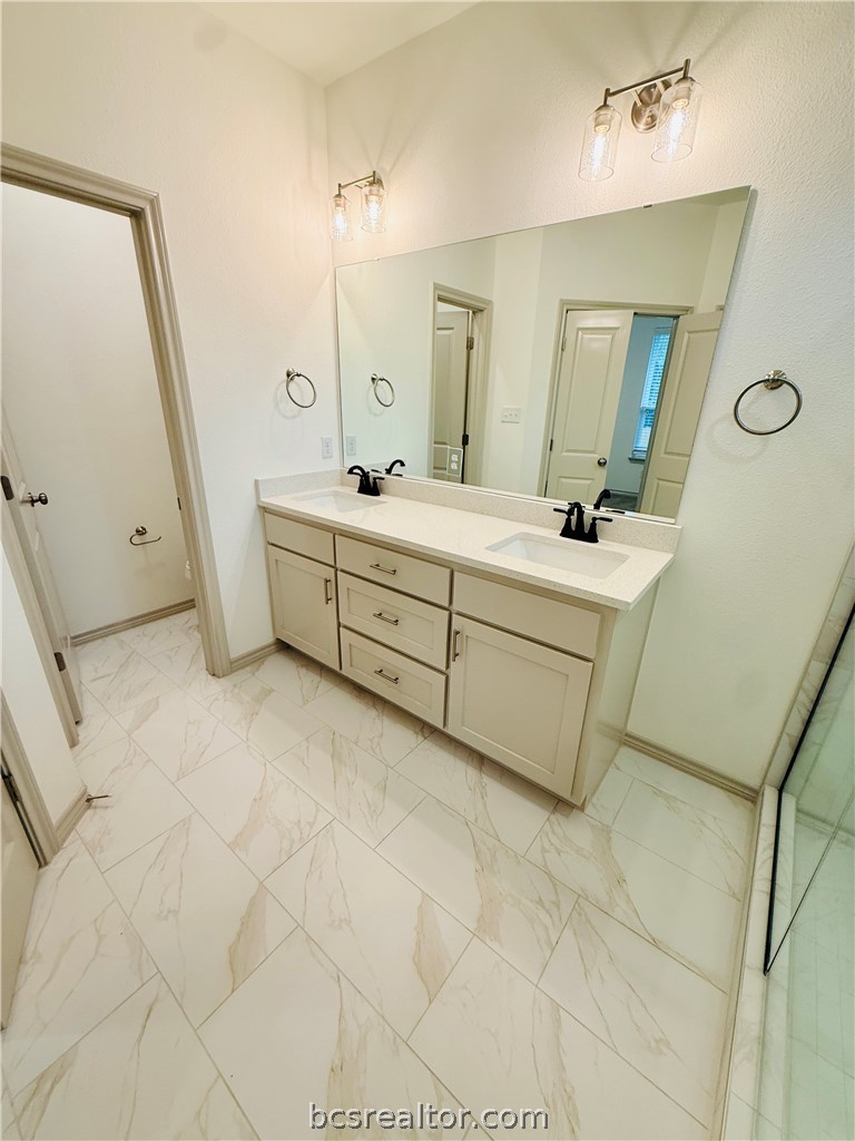 1200 Suncrest Street Bryan, TX 77803 - Photo 11 of 20