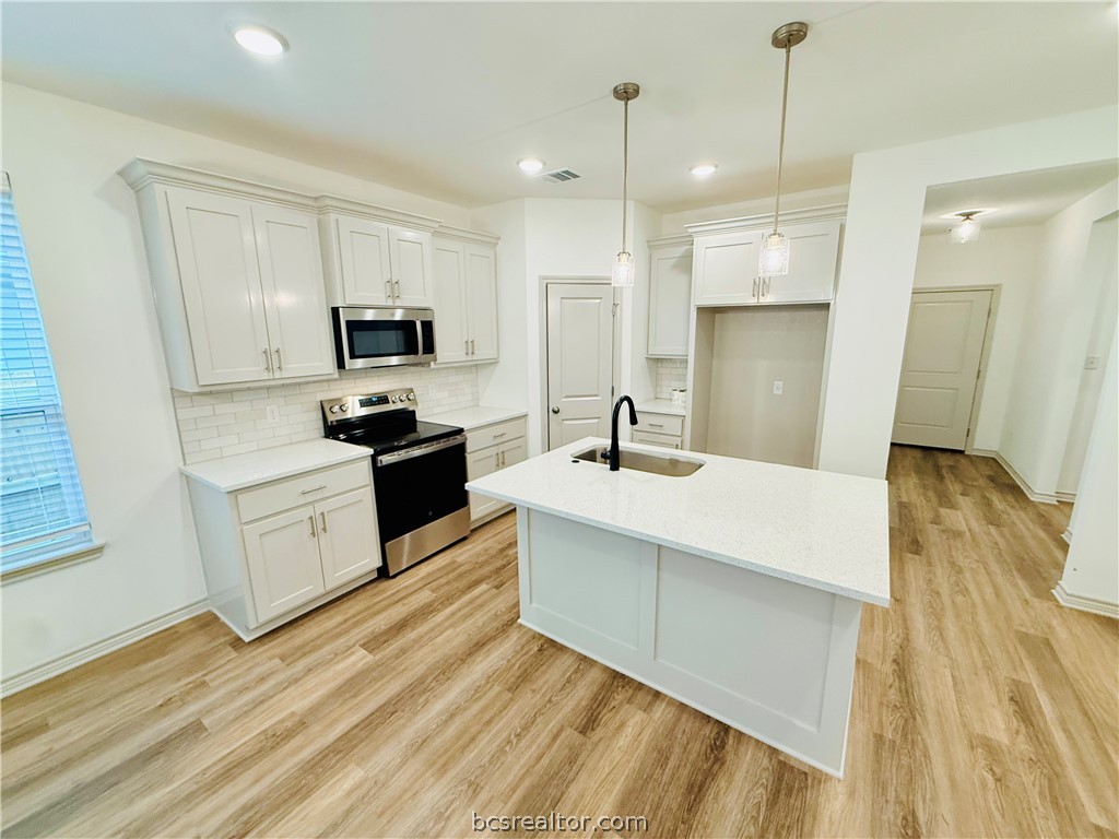 1200 Suncrest Street Bryan, TX 77803 - Photo 5 of 20