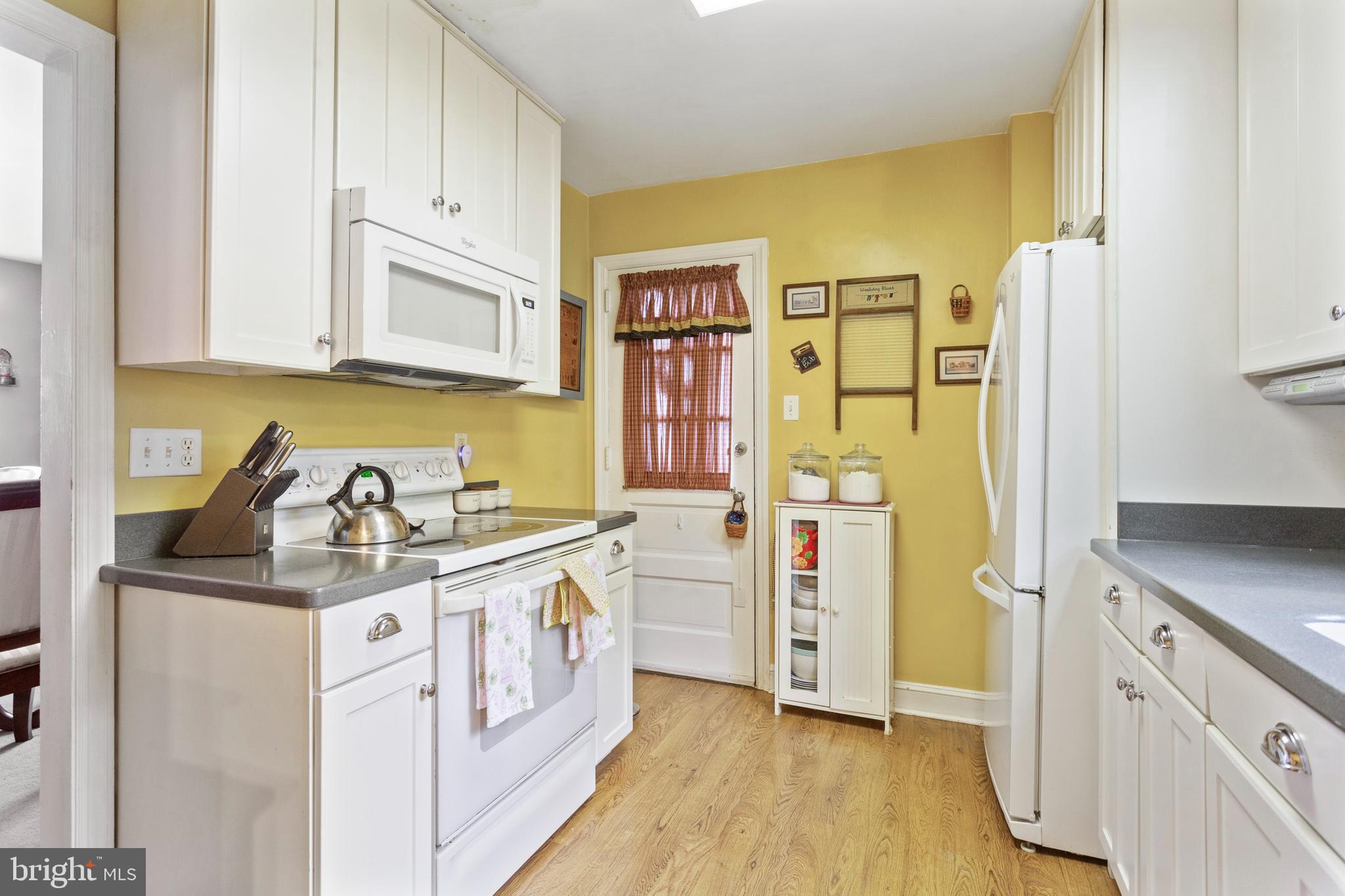 511 Brookfield Road Drexel Hill, PA 19026 - Photo 14 of 37 Kitchen