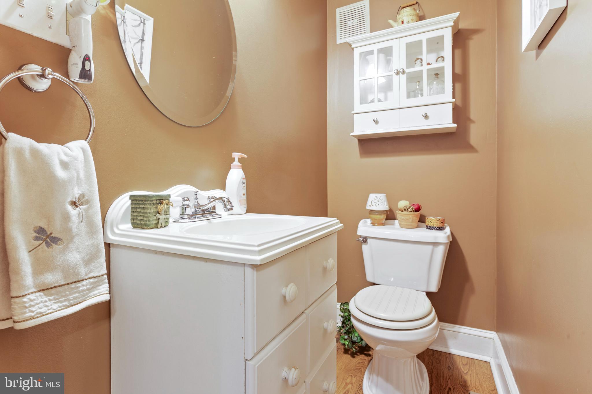 511 Brookfield Road Drexel Hill, PA 19026 - Photo 20 of 37 1st Floor Half Bath
