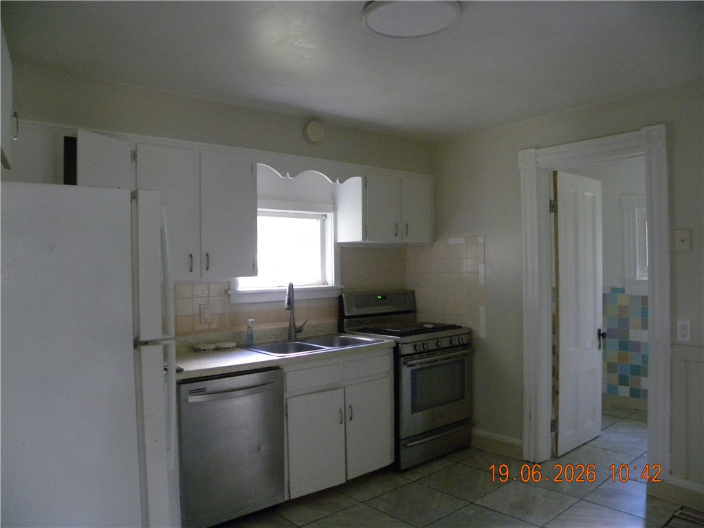 16 South Maple Street Corning, NY 14830 - Photo 6 of 12 Kitchen