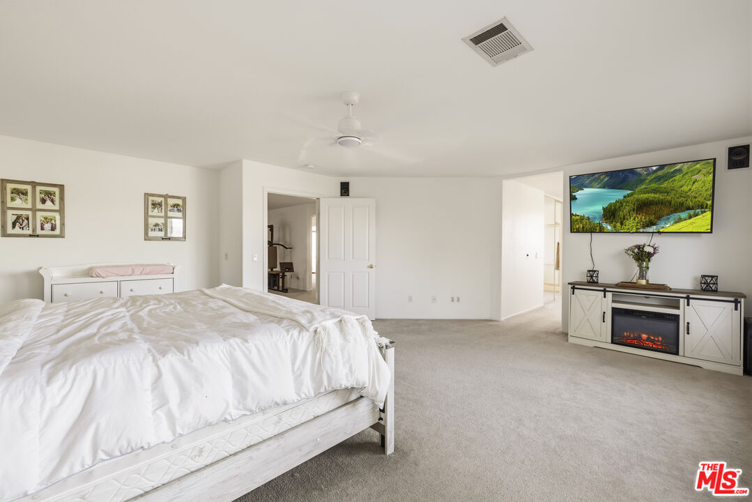 32610 Ridge Top Lane Castaic, CA 91384 - Photo 33 of 50