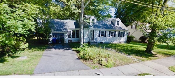 front view of house with a yard