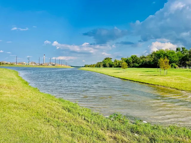 $250,000 | 1119 Blue Stone Drive, Beasley, TX 77417