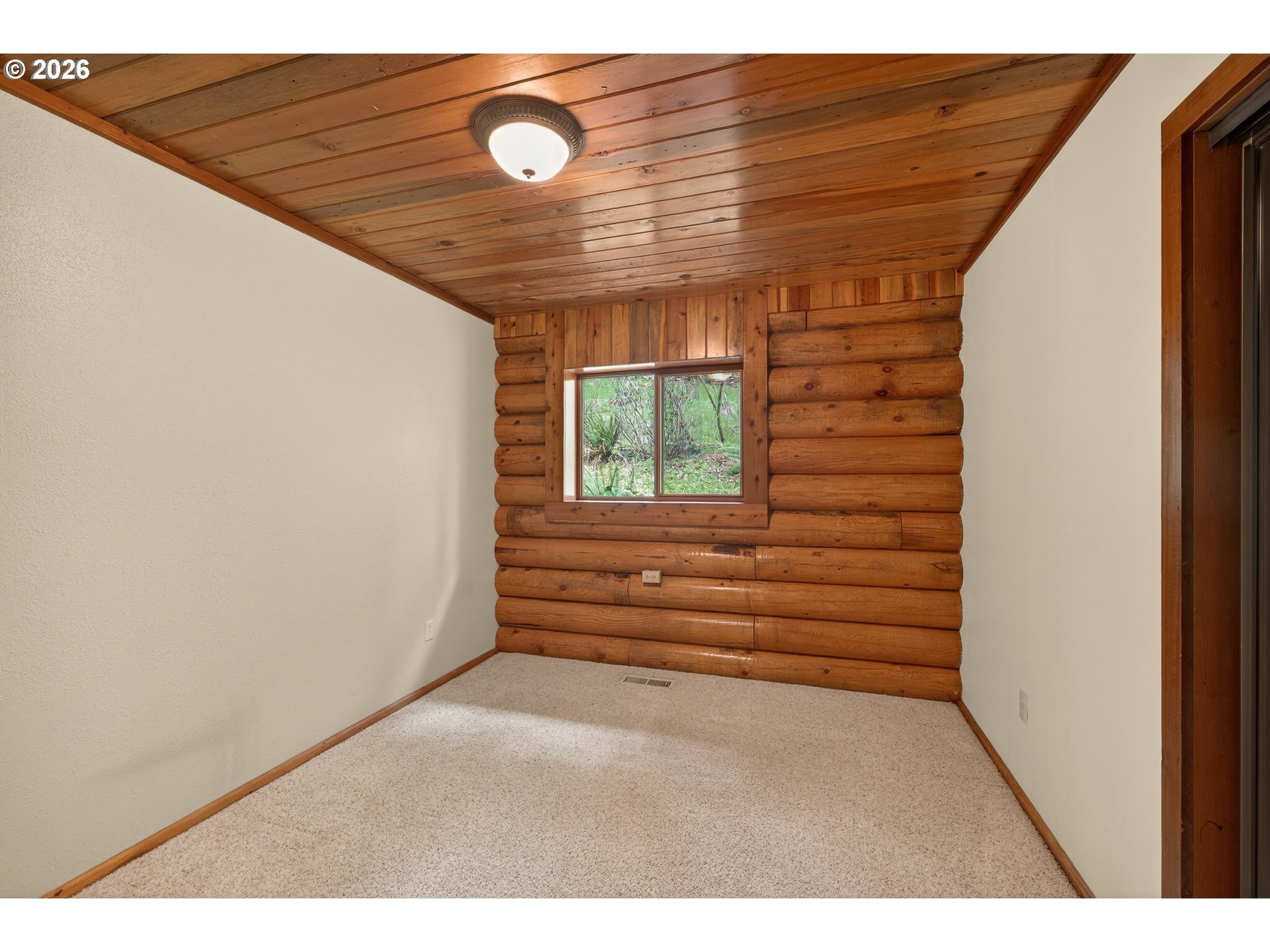 15090 Southeast Woodland Heights Road Amity, OR 97101 - Photo 28 of 48 Den/Office