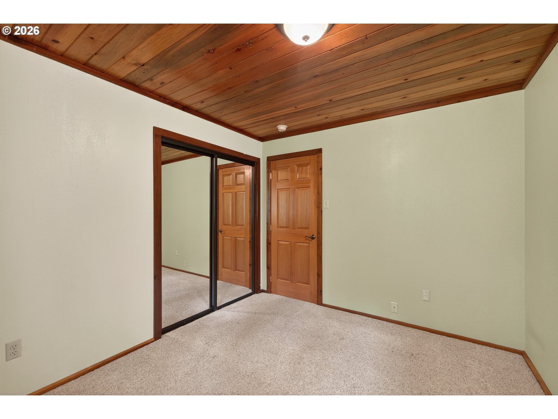 15090 Southeast Woodland Heights Road Amity, OR 97101 - Photo 29 of 48 Den/Office