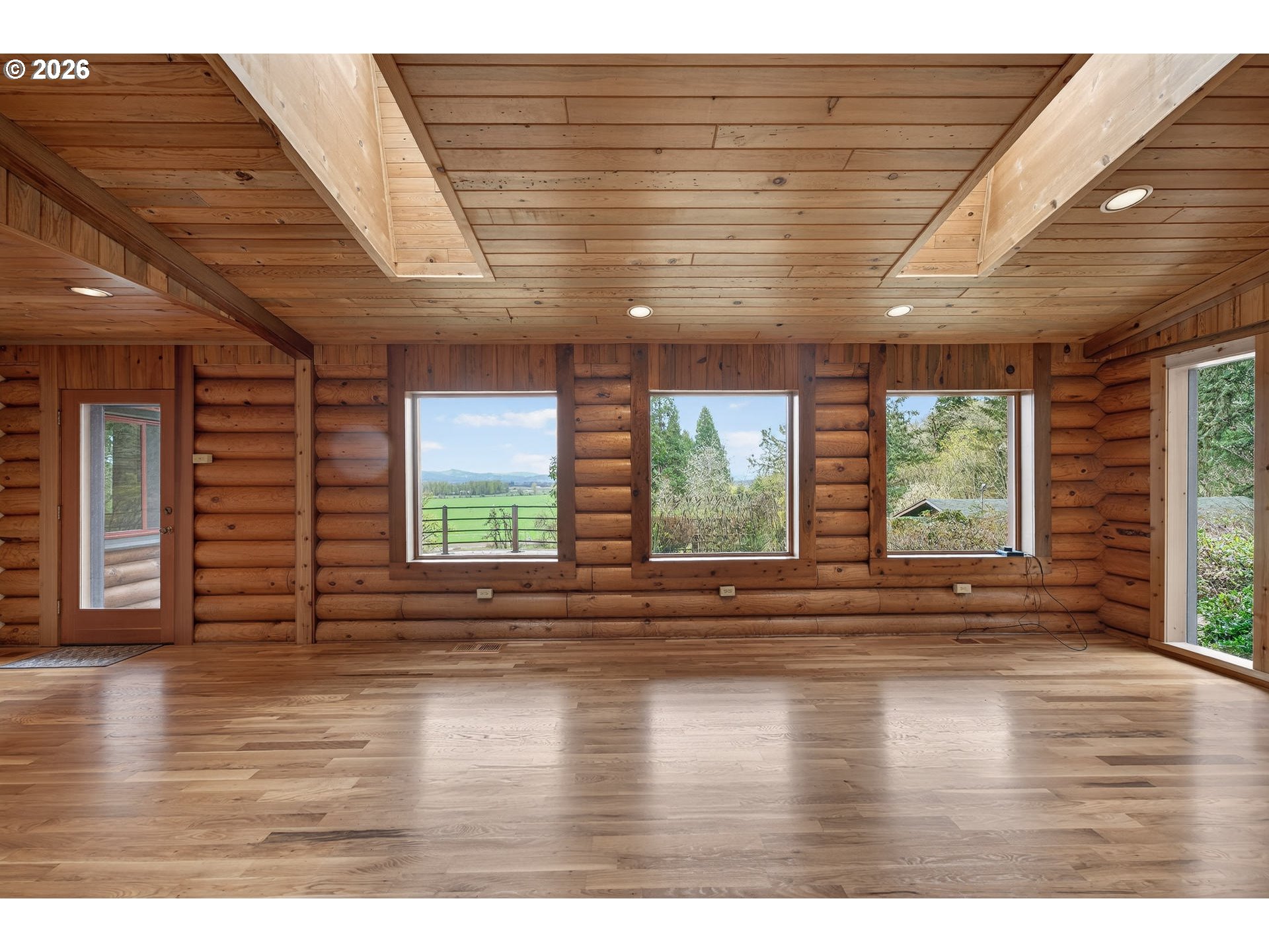 15090 Southeast Woodland Heights Road Amity, OR 97101 - Photo 10 of 48 Living Room