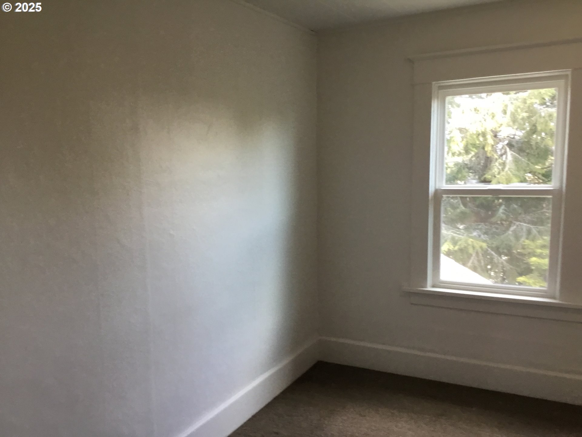 2517 Liberty Street North Bend, OR 97459 - Photo 28 of 42 a small space with a window