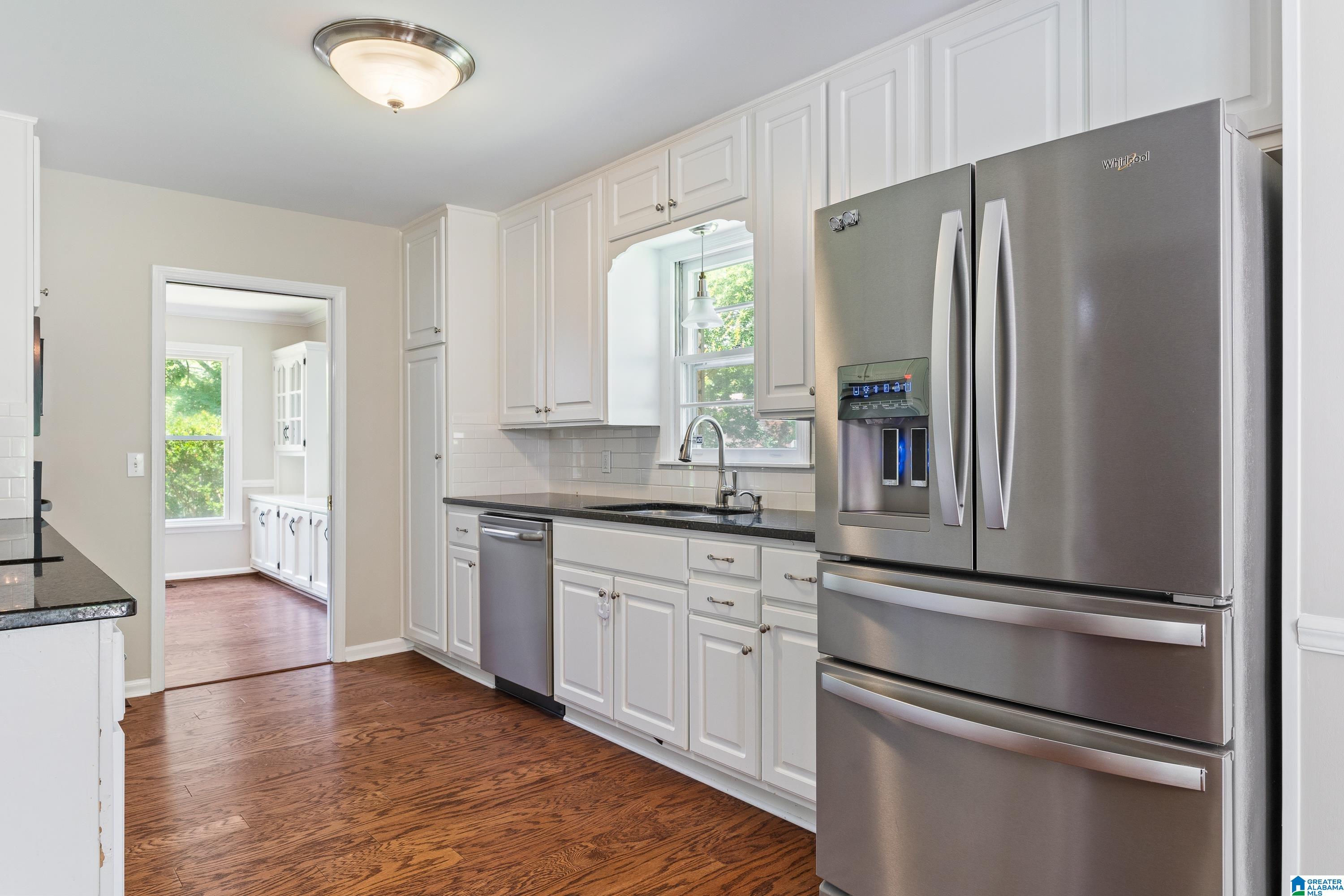 3800 Crestside Road Birmingham, AL 35223 - Photo 18 of 44