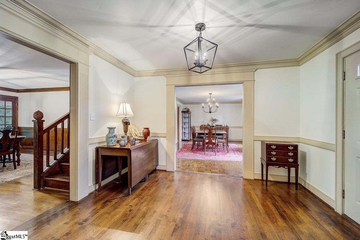 215 Montclair Road Greer, SC 29651 - Photo 11 of 35