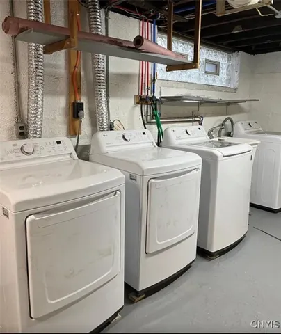 $1,895 | 2018 James Street, Syracuse, NY 13206