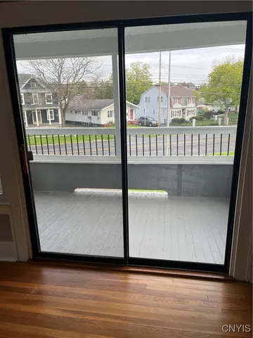 $1,800 | 2018 James Street, Unit 2, Syracuse, NY 13206