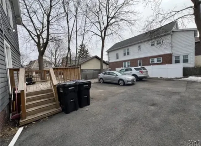 $1,895 | 2018 James Street, Syracuse, NY 13206