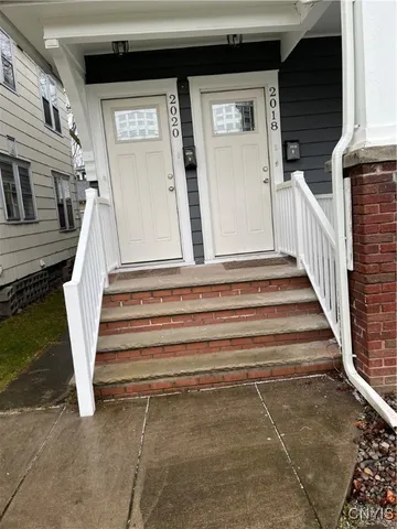 $1,800 | 2018 James Street, Syracuse, NY 13206