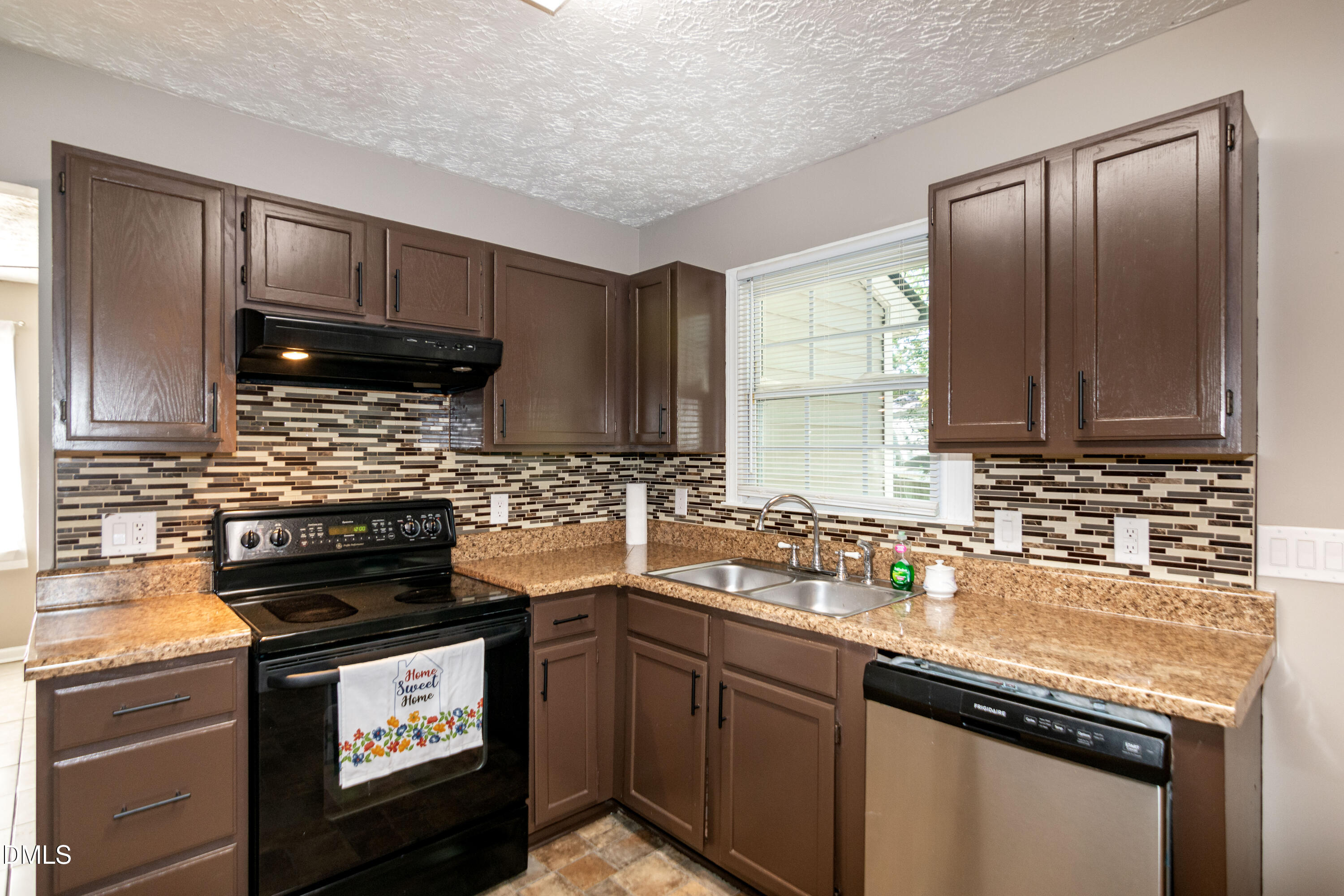 4625 Fox Road Raleigh, NC 27616 - Photo 18 of 56 RJP_X_6379