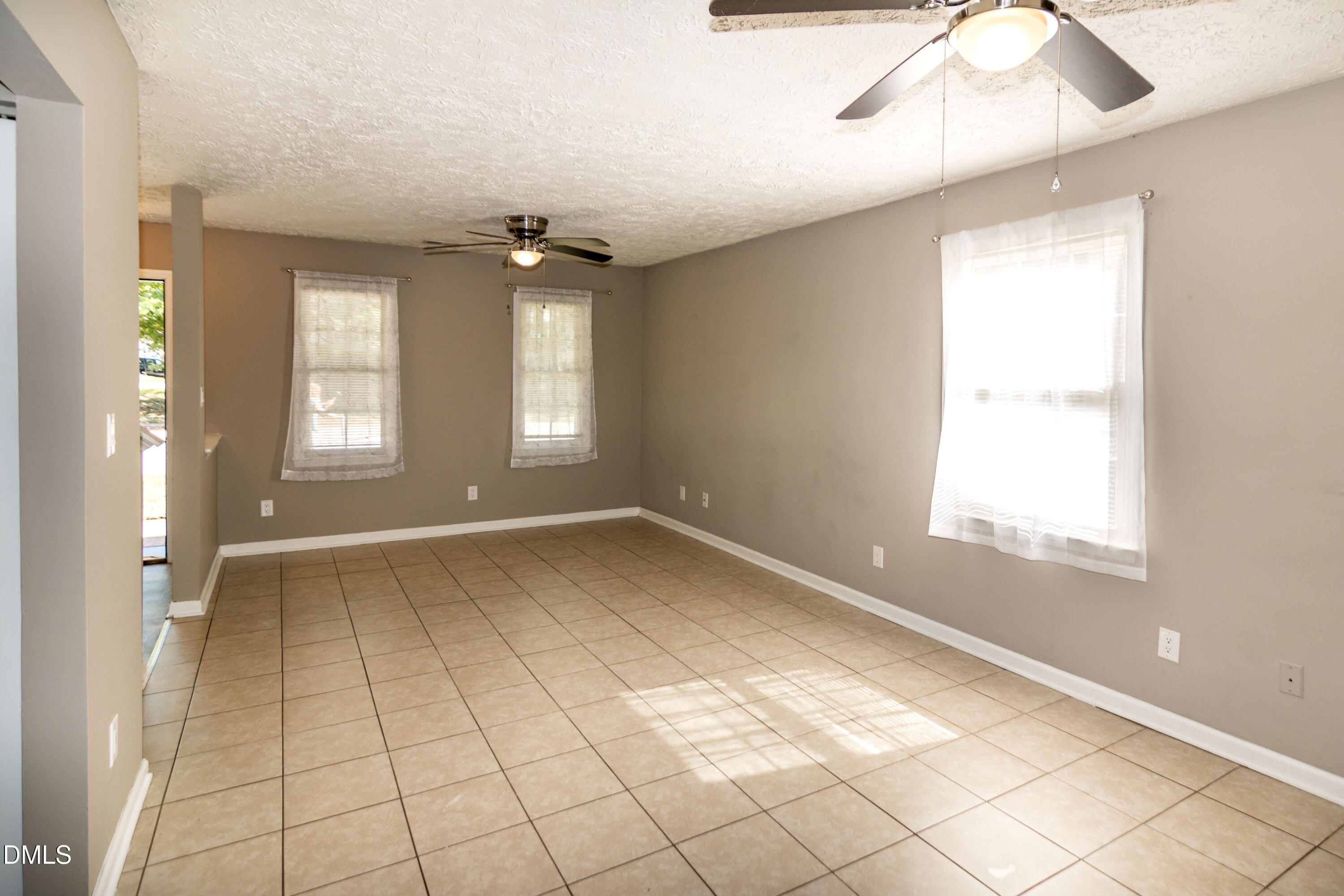 4625 Fox Road Raleigh, NC 27616 - Photo 9 of 56 RJP_X_6369