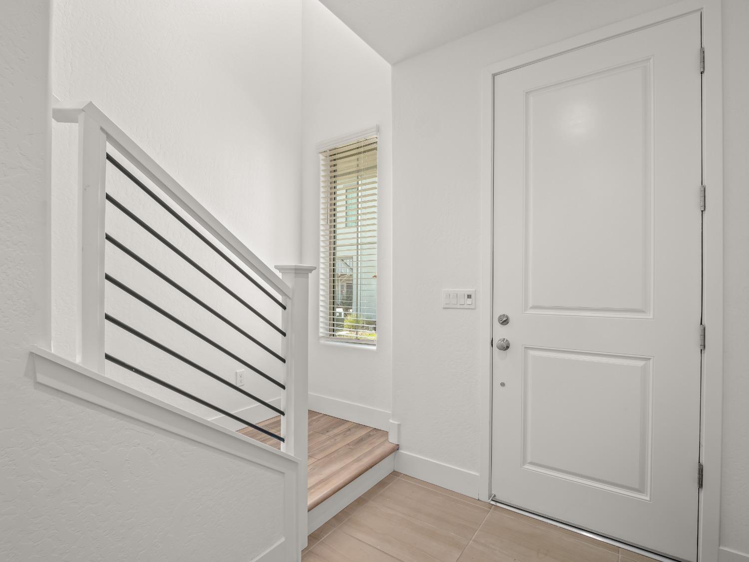 588 West Balsam Lane Clovis, CA 93611 - Photo 12 of 19