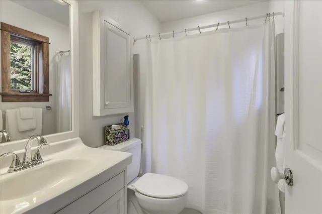 $1,450,000 | 17 Weef's Way, Sedgwick, ME 04676