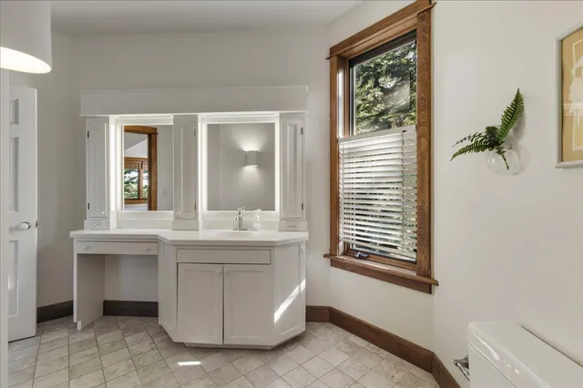 $1,450,000 | 17 Weef's Way, Sedgwick, ME 04676