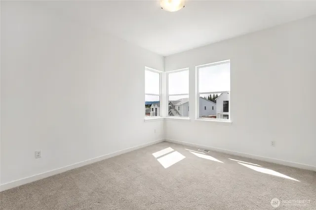 $757,900 | 4340 Southwest Kerbin Lane, Unit 380, Port Orchard, WA 98367