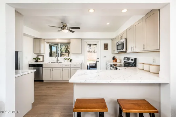 $499,900 | 1726 West Hazelwood Street, Phoenix, AZ 85015