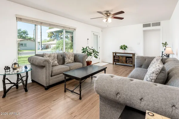 $499,900 | 1726 West Hazelwood Street, Phoenix, AZ 85015