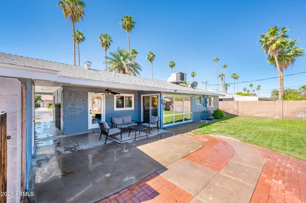 $499,900 | 1726 West Hazelwood Street, Phoenix, AZ 85015