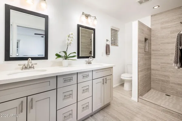 $499,900 | 1726 West Hazelwood Street, Phoenix, AZ 85015