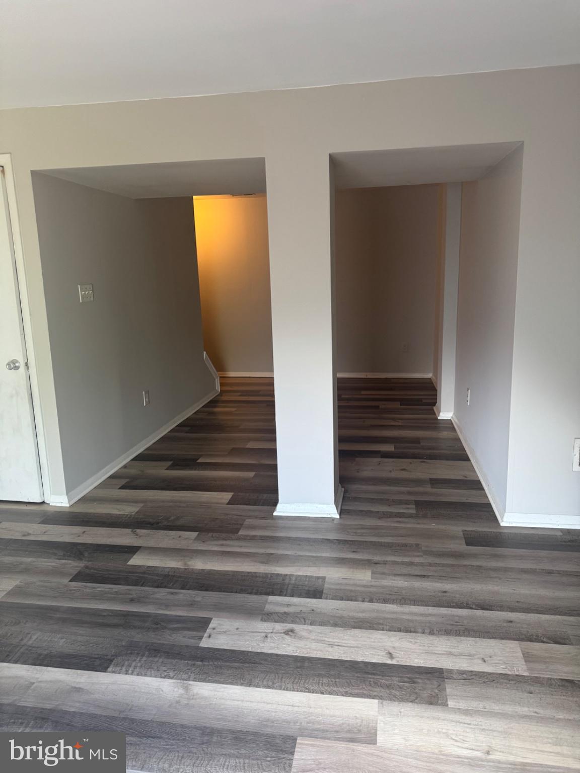 1404 Elm Grove Circle Silver Spring, MD 20905 - Photo 21 of 27 Spacious entryway with modern flooring.