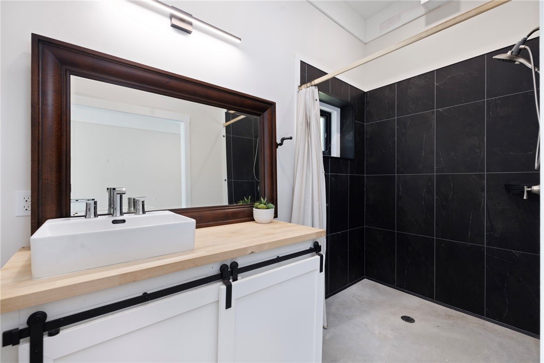 10 Bucknam Road Richmond, RI 02894 - Photo 21 of 29