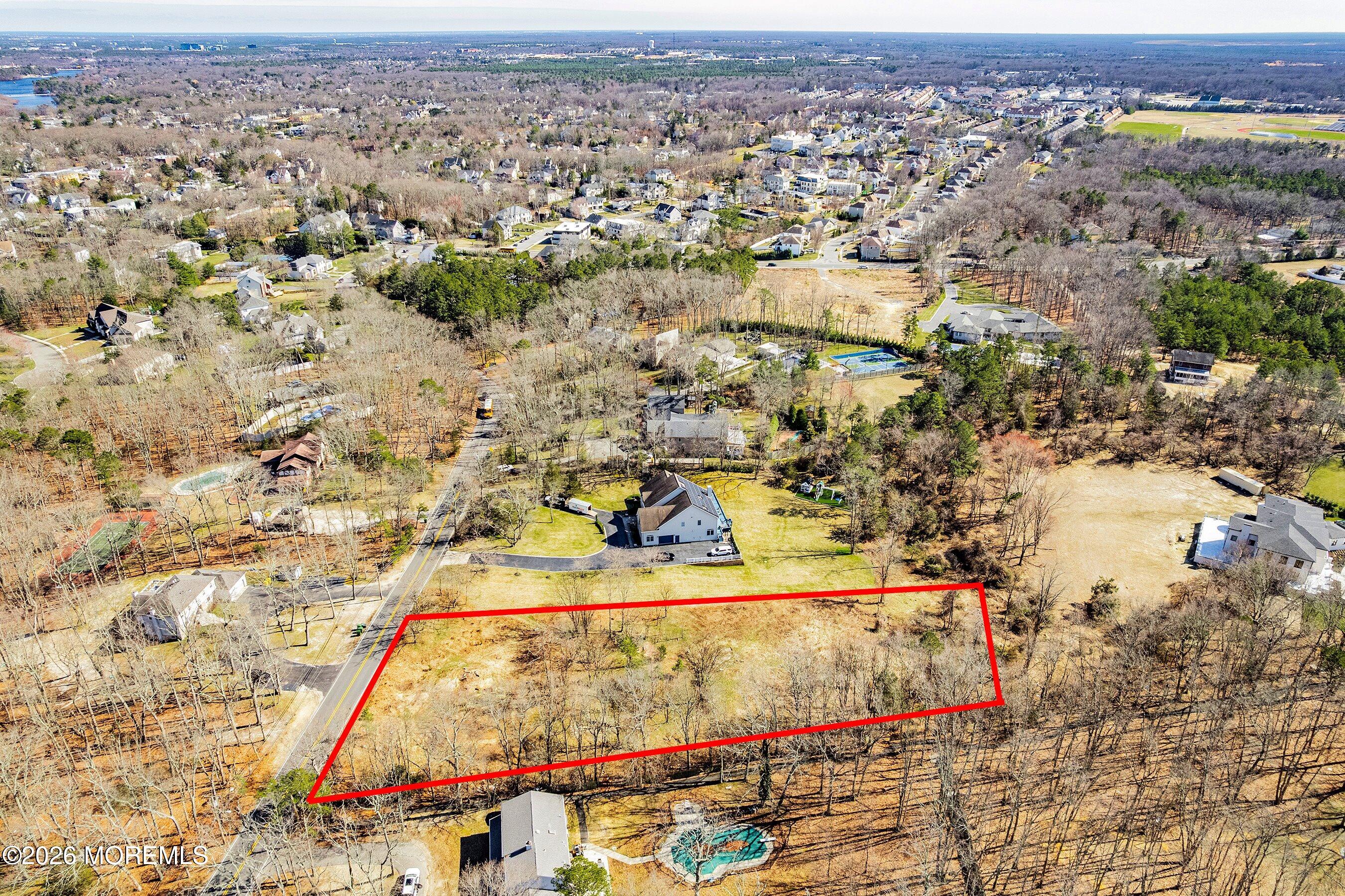 496 Clearstream Road Jackson, NJ 08527 - Photo 12 of 16 12-Right Aerial with outline