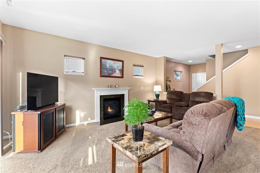 3016 182nd Place Southeast Bothell, WA 98012 - Photo 7 of 39
