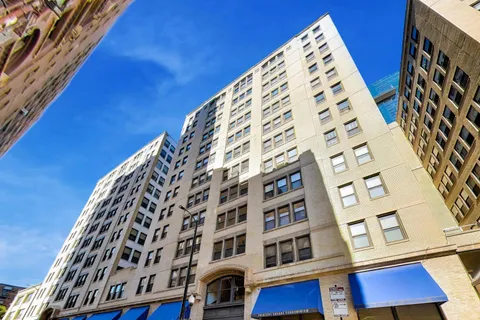 $3,200 | 740 South Federal Street, Unit 810, Chicago, IL 60605