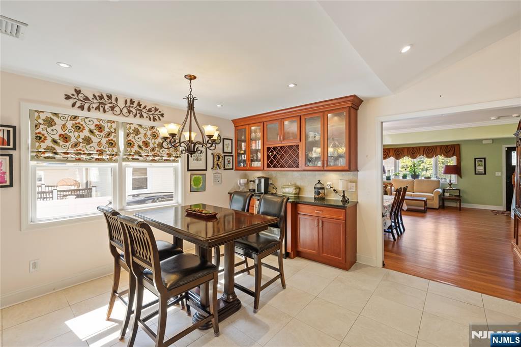 99 Lynwood Road Verona, NJ 07044 - Photo 14 of 30