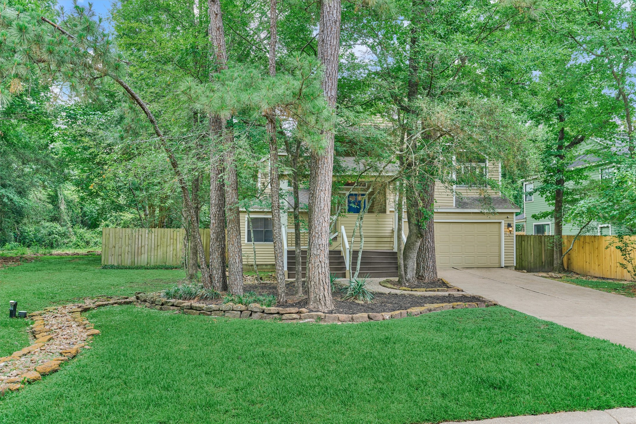 26 Twisted Birch Pl Court Spring, TX 77381 - Photo 2 of 47