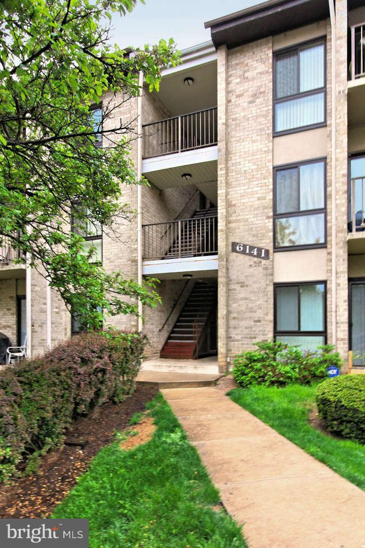 6141 Edsall Road, Unit M Alexandria, VA 22304 - Photo 19 of 19 Exterior (Front)