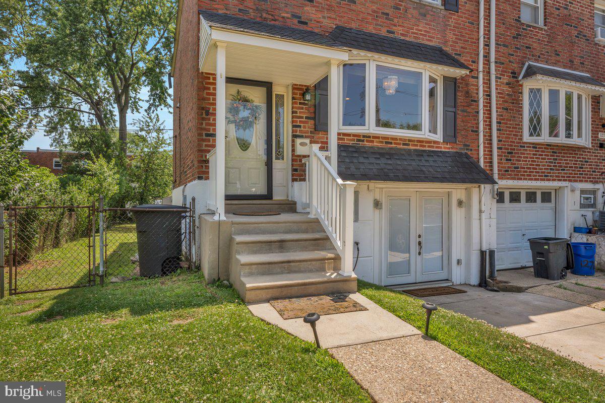 12767 Dunks Ferry Road Philadelphia, PA 19154 - Photo 4 of 41 Gallery Image 4